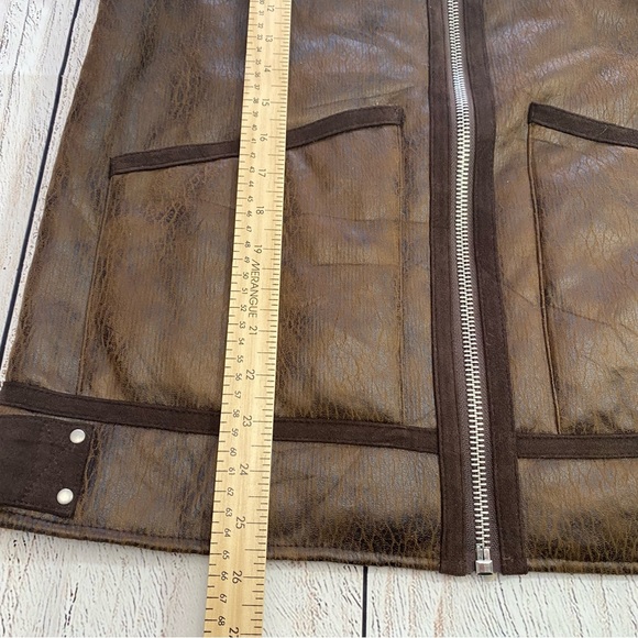 7 For All Mankind Brown Faux Leather Vest with Shearling Trim XS - Picture 13 of 14